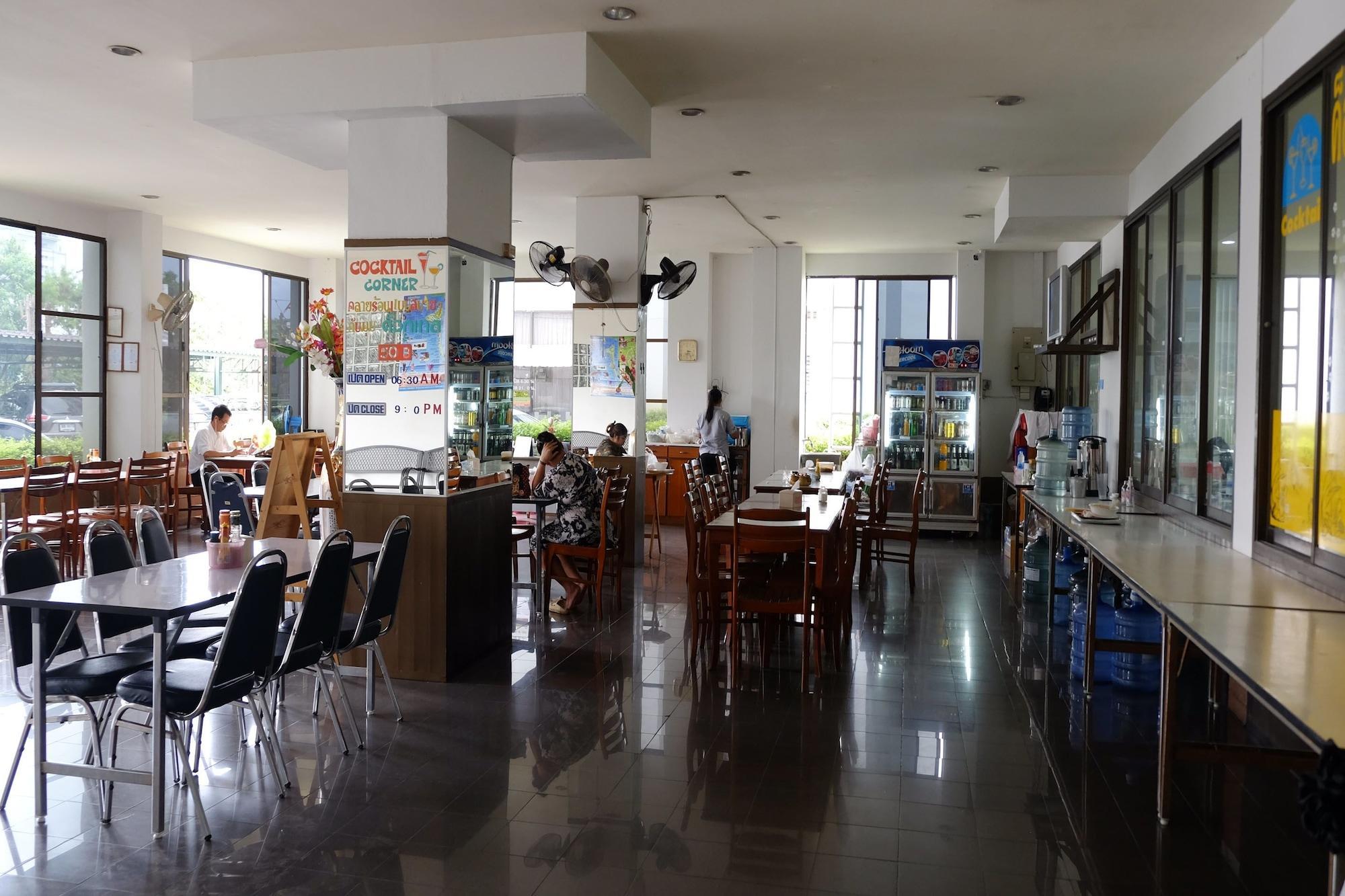 Wiangwalee Hotel Rayong Exterior foto